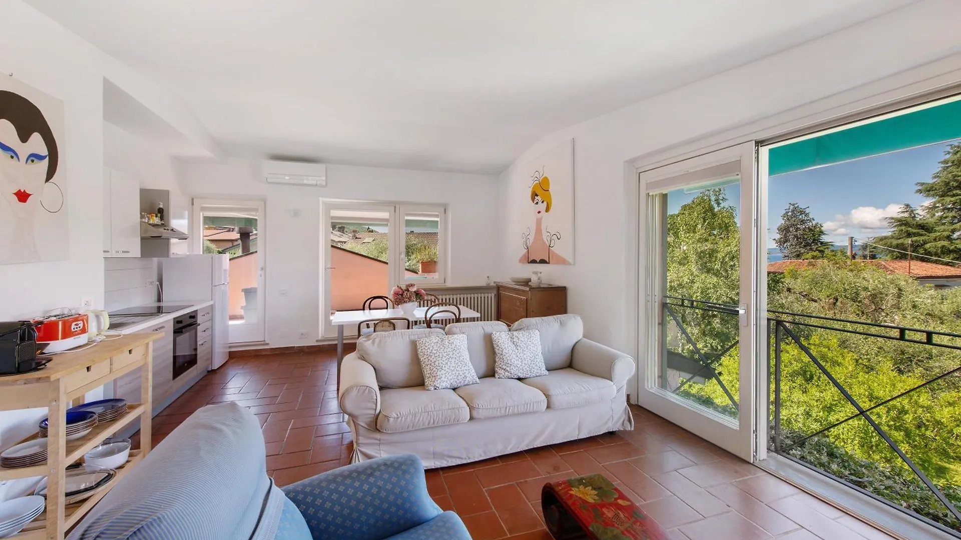 Appartamento Pittoresco Con Piscina Torri Del Benaco Apartment